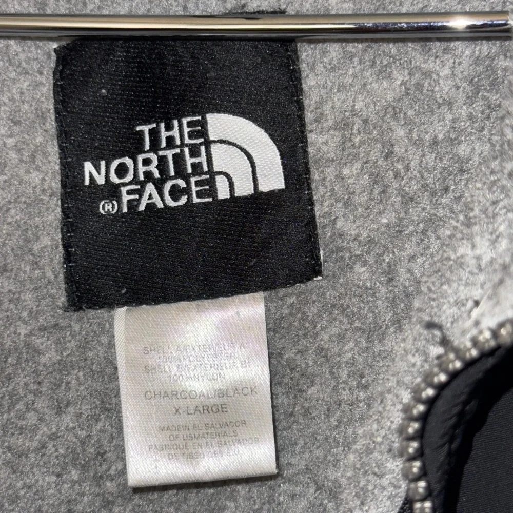 The North Face Men's Black and Gray Performance Jacket